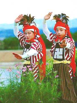 ���ɓ`���p���q���q��