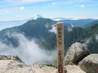 �b���R��