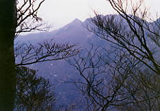 �c���H���猩���Ã��ێR