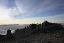 �ؑ]��猩����