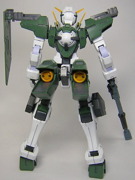 �f���i���X�w��