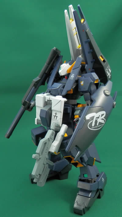 �A�h�o���X�h�w�C�Y���P