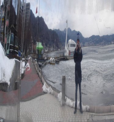 �k���̕X�͌΁H