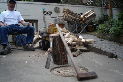 �d������i