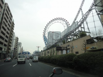 ��y���V���n