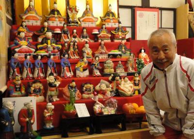 ����E�����̐l�`���܏���