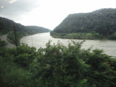 ���H�����E�ŏ��