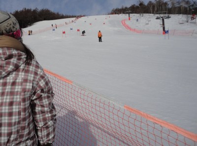 ���̊ۃX�L�[���E�L�����N�^�[�̑O��