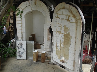 �厸�s�̐Ռ`�t��