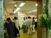 ����������i