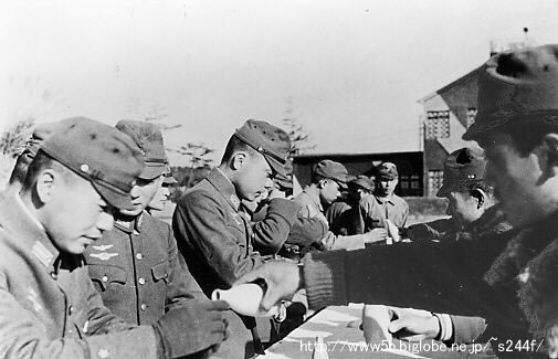 ���a19�N12���T���A�U�������ƕʂ�̔t