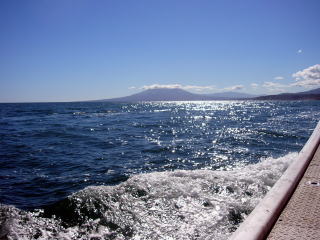噴火湾から見た駒ヶ岳