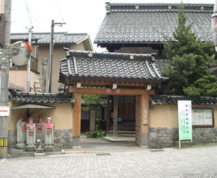 ����J��@