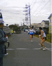 �g�b�v�́u�s�����`�[���v