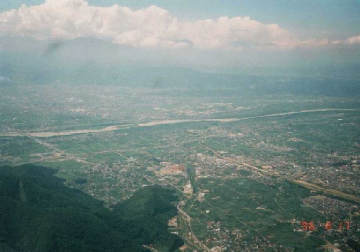 須坂市妙徳山エリアより須坂市と千曲川、長野市を望む