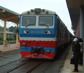 [�t�G�w�ɓ���h�C���C��]