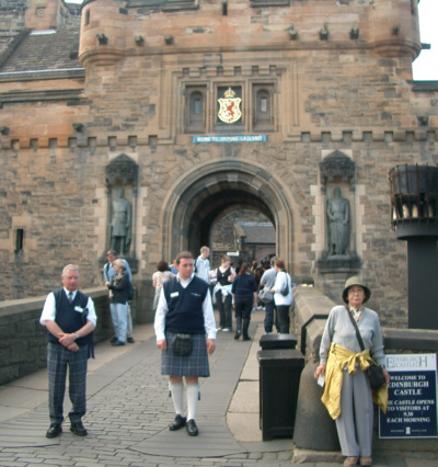 [�G�f�B���o����̓���]