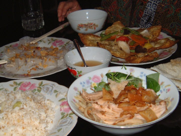 [�z�C�A���̎O�喼������]