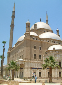 [�K�[�~�A�E���n���}�h�E�A���̑O��]