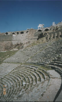 [�x���K�}�̑匀��ƃA�N���|���X�̐_�a��]