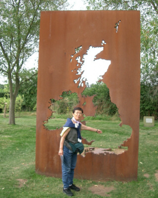 [�A����n�U�E�F�C��R�e�B�b�W���؉��̃I�u�W�F]