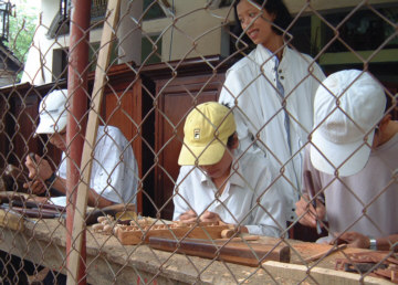 [�`���H�|���̍�ƕ��i]