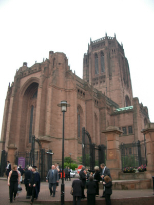 [�����@�v�[���吹���̊O�ϥ�L�O�ʐ^�B�e]