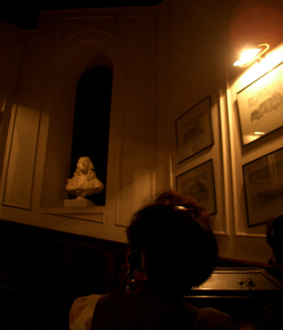 [�I�N�X�t�H�[�h�X�g�[���[�̓����t��]