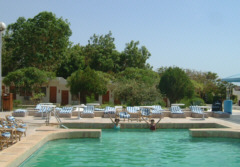 [�z�e���̃v�[���B��낪�l�B�̕���]