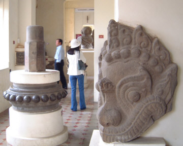 [�j���̏ے��E�����K]