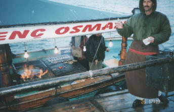 [�I�T���h�𔄂��Ă��邨������ƏM]