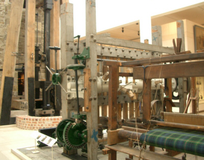 [�^�[�^���D��̋@�B��]