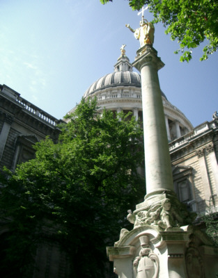 [�Z���g�|�[���吹���̊O��]