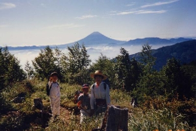 䕕�����̕x�m�R