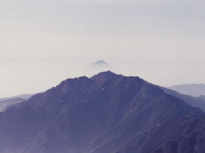 �b����̕x�m�R