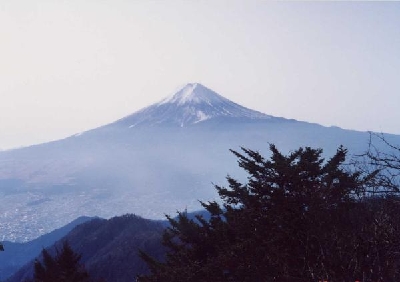 �O�c���R����̕x�m�R