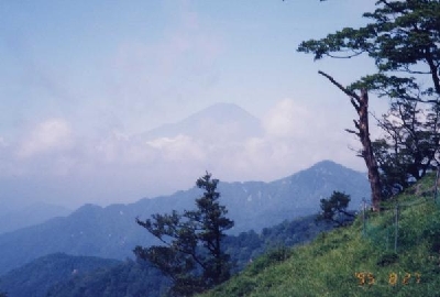 �O��R����̕x�m�R