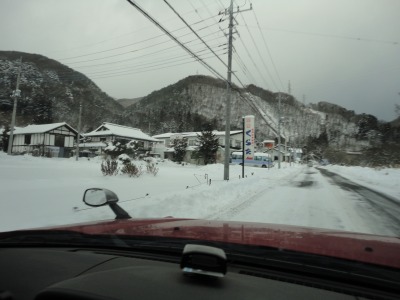 �Еi���~�i�F