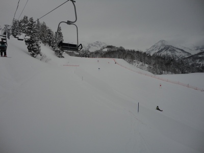 �匴�X�v�����O�}�X�^�[�Y�E���o�[��