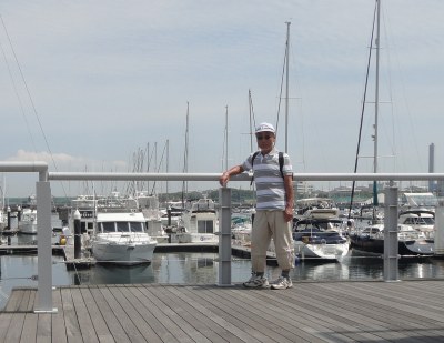 ���l�x�C�T�C�h�E�}���[�i