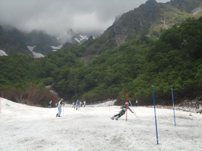 �}�`�K����