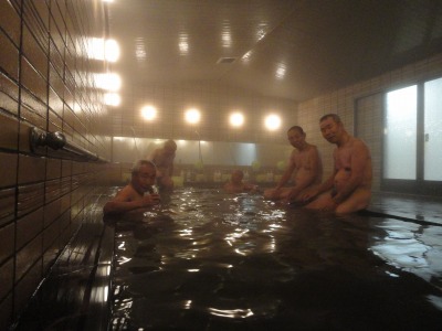 �e���}�X�^�[�Y�I��ƁE�E