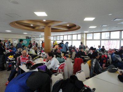 �匴�X�v�����O�}�X�^�[�Y�E�Q���ҍT��