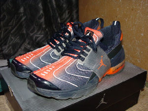 JORDAN TRUNNER BUBBLE+