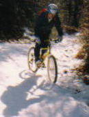 ���z�̌�����ɔ��˂��Ă܂Ԃ����B