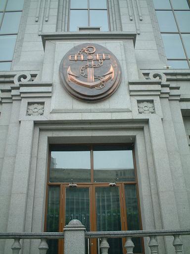 �`�߂��̃r��