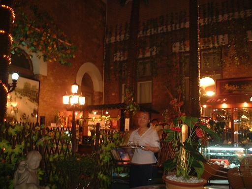 �����}�g�z�e���i���X