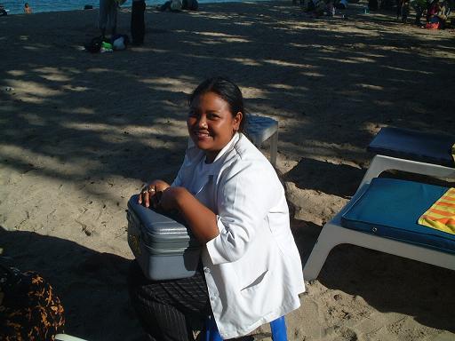 �h���G����