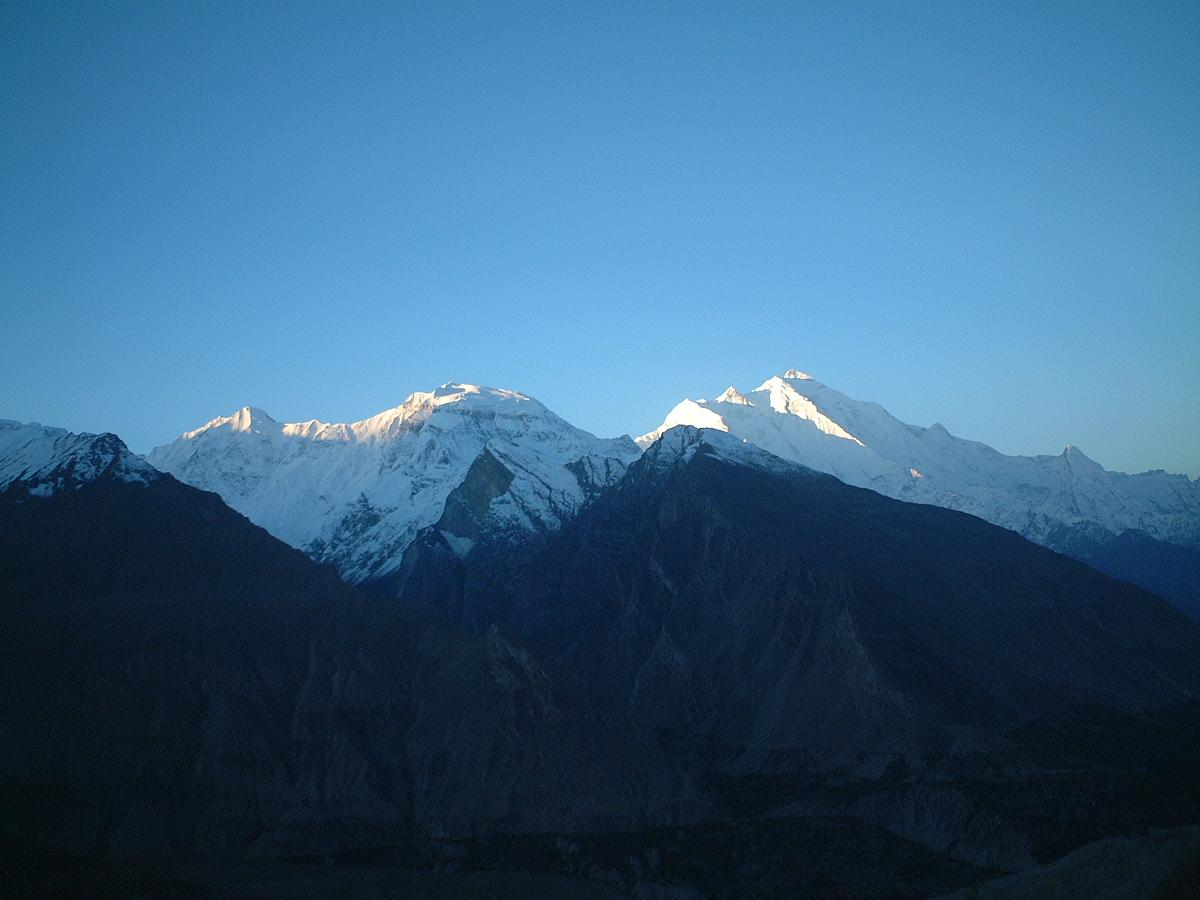 �R�̖閾���Q