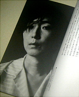 長塚圭史「夜の女たち」舞台パンフレット/江口のりこ、前田敦子、伊原六花、福田転球、石橋徹郎、中山義紘、北村岳子、小熊綸、山口ルツコ、加瀬友音、篠崎未伶雅、入手杏奈、山根海音、前田旺志郎、大東駿介、北村有起哉、竹内晶美、杉宮匡紀、大野瑞生、長塚圭史、荻野清子